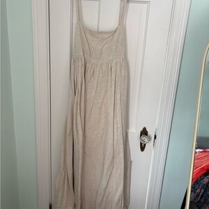 Eddy Elegant Cream Maxi Dress